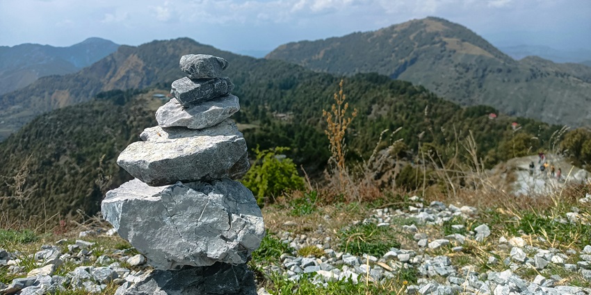 Kausani is a popular tourist attraction with scenic views and utmost natural beauty.