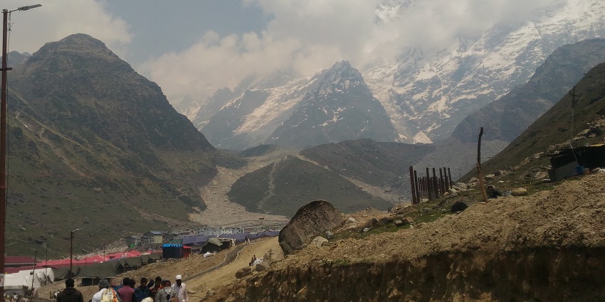 Experience a spiritual trek to sacred Kedarnath Temple amidst stunning landscapes.