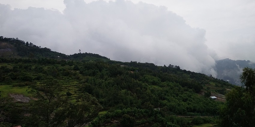 An image of the morning view of Kodaikanal, a famous tourist spot located near Trichy.