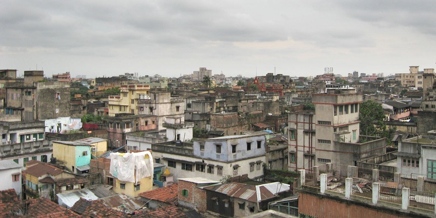 Kolkata’s cityscape dazzles, a place to visit in West Bengal in December.