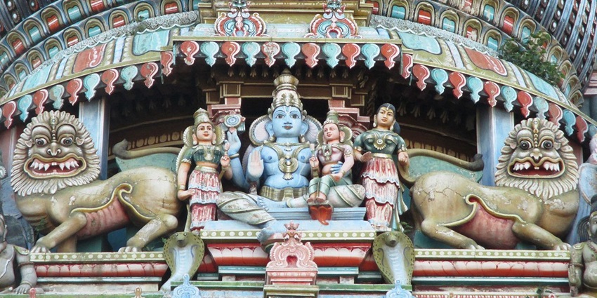 Idol of Koodal Azhagar at Koodal Azhagar Temple, one of the places to visit in Madurai.