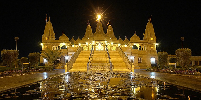 Standing as the biggest temple in Kanyakumari with a boundless religious significance