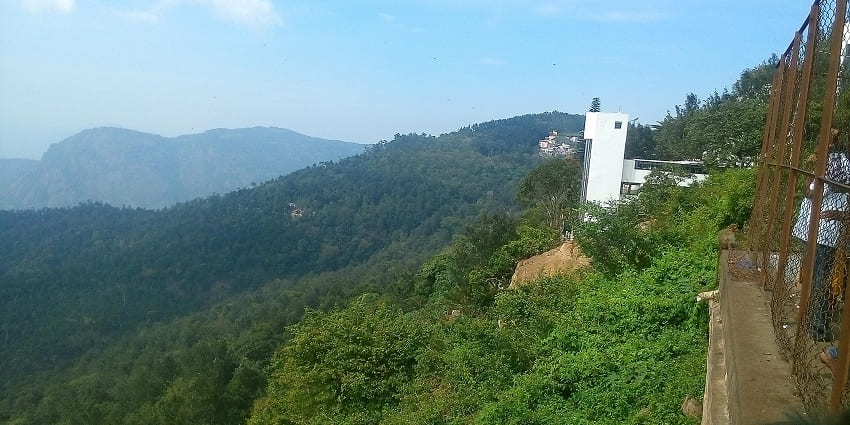 Image showing the sunrise at Lady's Seat, a must-see among Yercaud tourist places.
