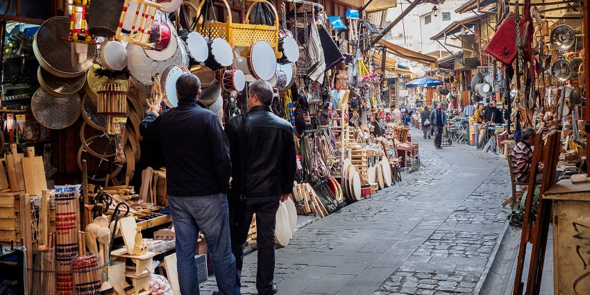 Busy Lakkar Bazaar, a place for shopping for wooden ornaments and artefacts