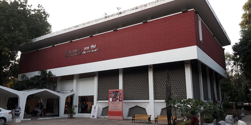 It is known for its diverse exhibitions making it top Art galleries in Uttar Pradesh