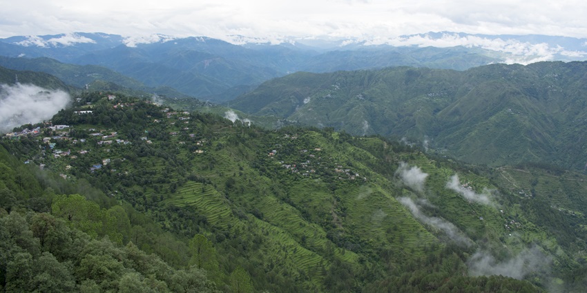 An image showing a panoramic landscape view of Lansdowne, highlighting its serene beauty.