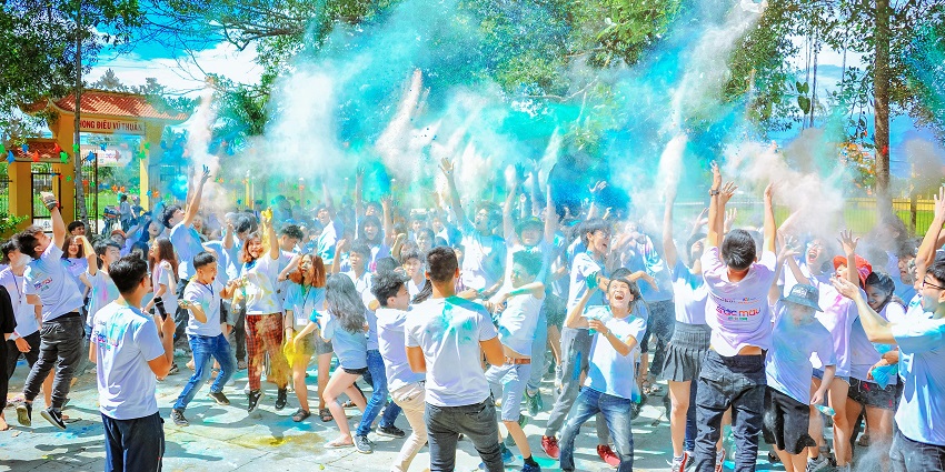 A picture capturing local festivals, highlighting essential things to do in Karaikudi.