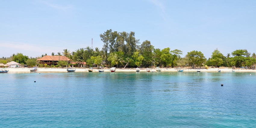 Gili Islands offer beach activities and vibrant nightlife for tourists.