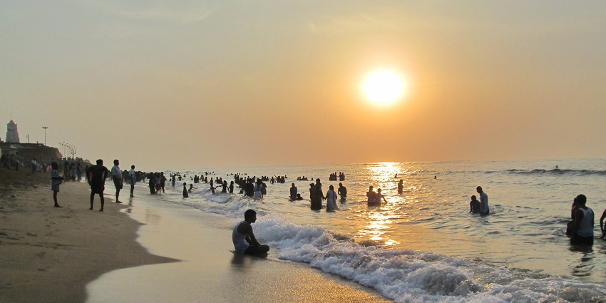 The beautiful beach of the city that houses the stunning Tiruchendur Temple.