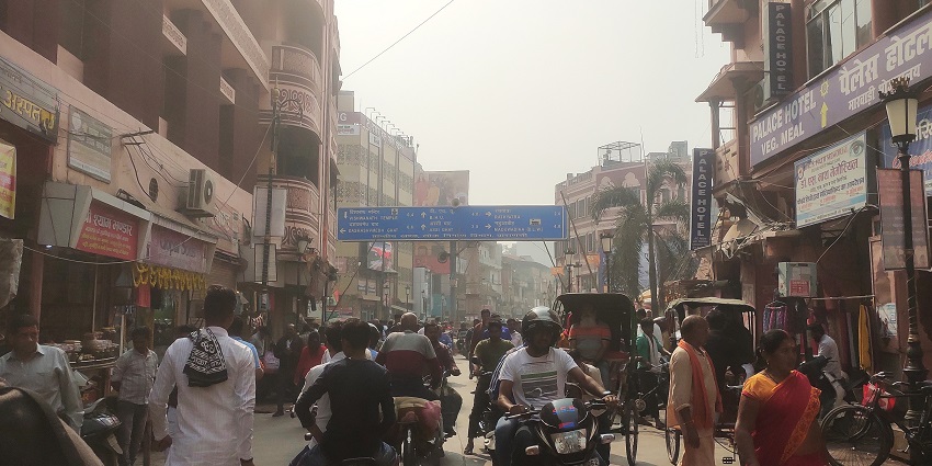 Devotees gathered around Kashi Vishwanath Temple and Gyan Vapi Masjid during Dev Deepawali in Varanasi.