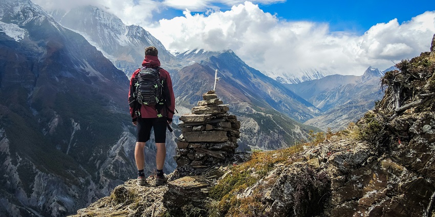 Tungnath trekknown as the “Mini Switzerland of India” offers stunning views of Himalayas