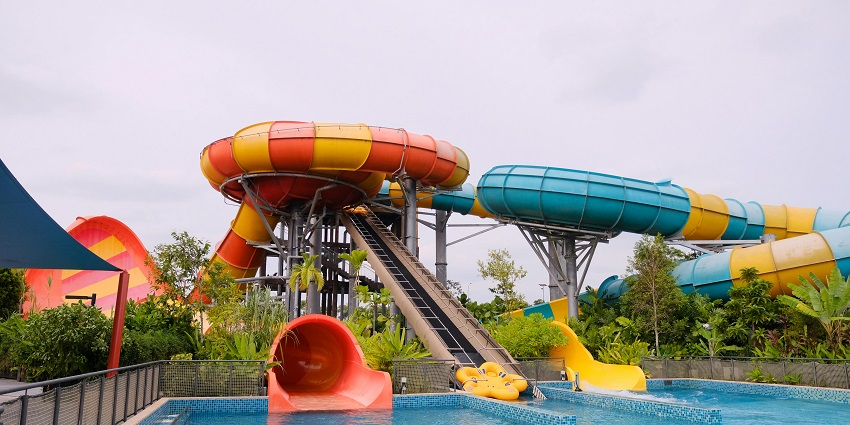 Boond Water Park, Bareilly is easily accessible, located on the Pilibhit Bypass Road.