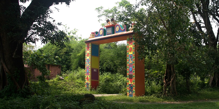 Mindrolling Monastery is located in Dehradun offering serene Himalayan foothill views.