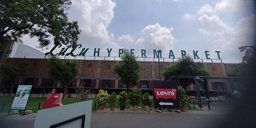 LuLu Hypermarket is one of the best places to visit for shopping in Coimbatore for all.