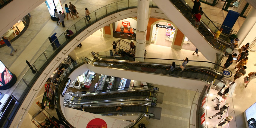 Shopping hub featuring a range of affordable fashion stores for every traveller.