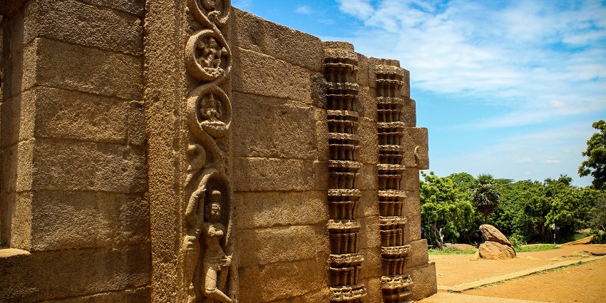 An image of the Mahabalipuram Archaeological Museum showcasing the history.