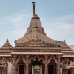 A view of Bhelupur Shwetambar temple, Varanasi, home to several main temples in Varanasi.