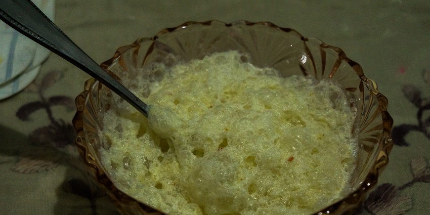 Makhan malai is a yummy sweet dish in Uttar Pradesh