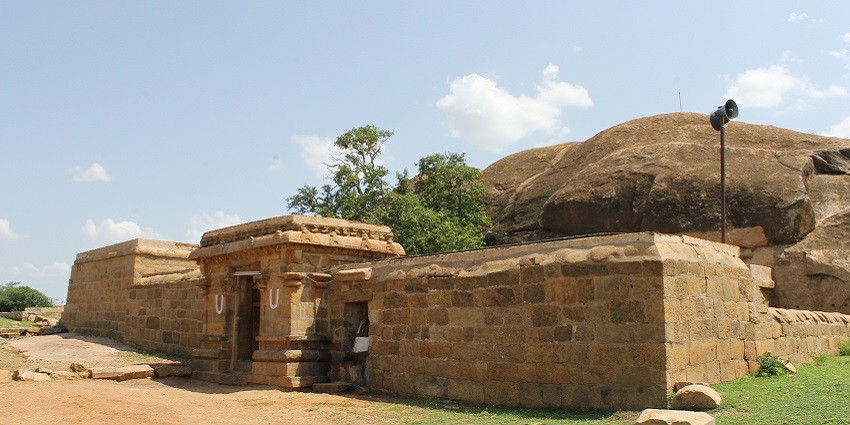 Perumal Temple’s cave-like structure made with stones in Malayadipatti
Viewers of this file can see comments and suggestions