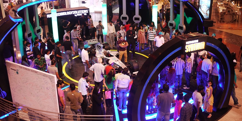 Popular shopping malls in Pondicherry featuring shops, dining, and family-friendly activities.
