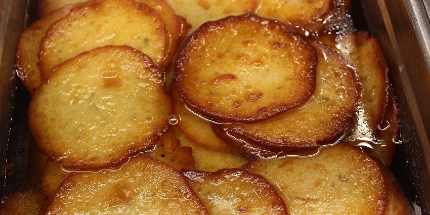 Indian sweet pancakes called Malpua, one of the best sweets to satisfy your taste buds.