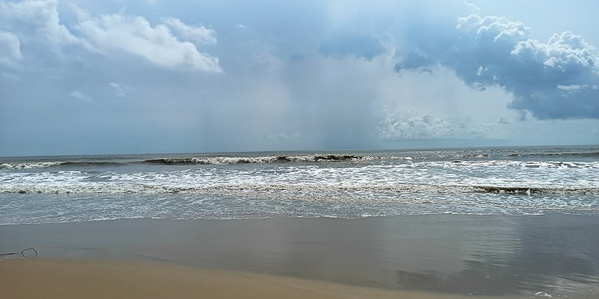 Experience the calm and peaceful surroundings of Mandarmani Beach in West Bengal.