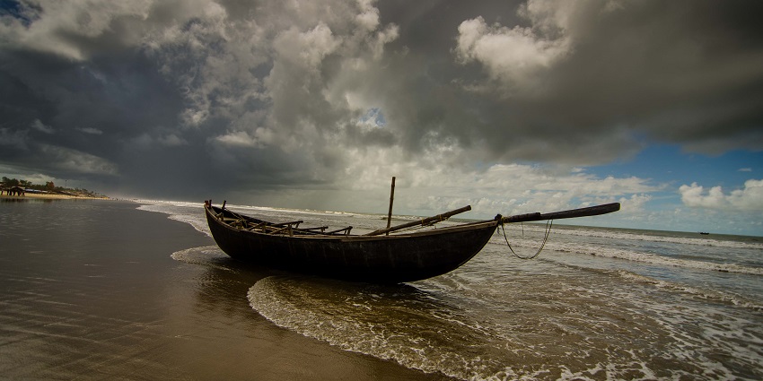 Relax at Mandarmani, a serene beach getaway and a place to visit near West Bengal.