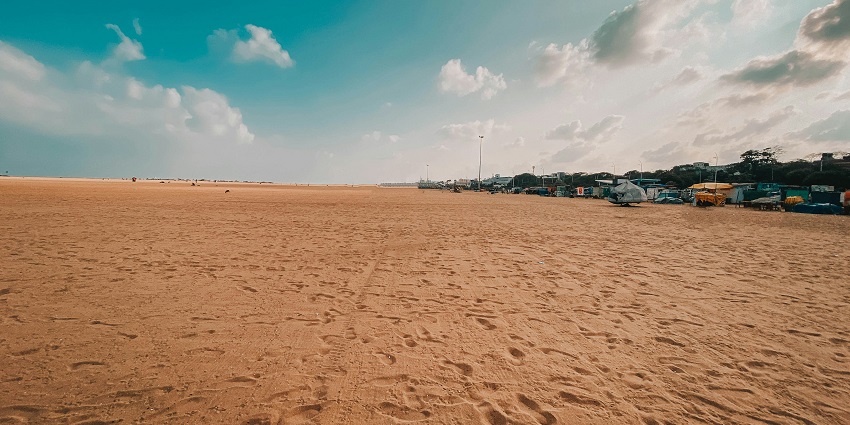 Marina Beach, a popular destination near Wonderland Theme Park, featuring golden sands.
