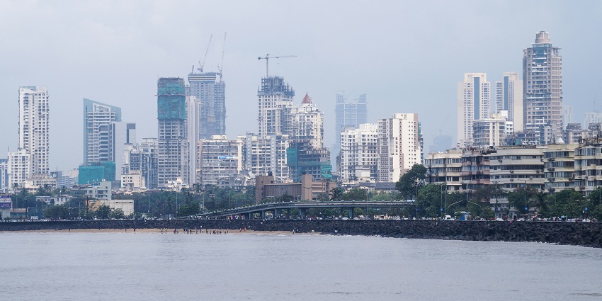 The beautiful scenery of Marine Drive, a place to visit in Haldia