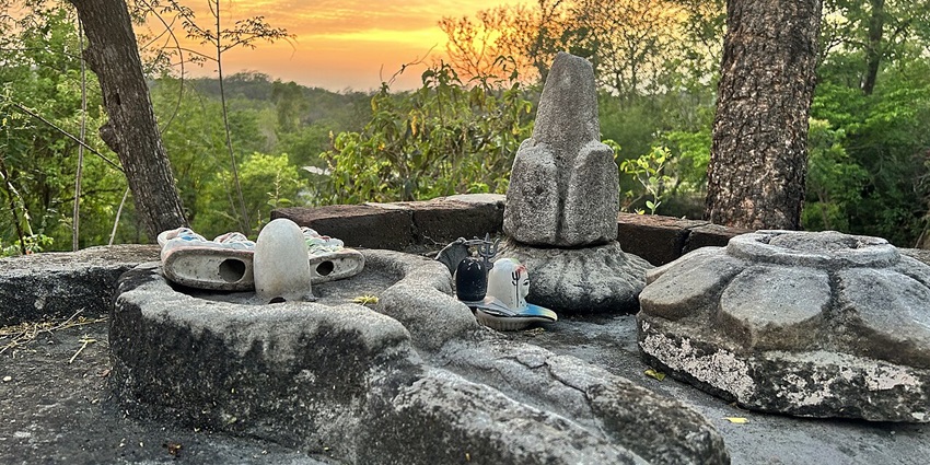 A Shiva Lingam and some Ancient Sculpture found during Excavation in a Village.