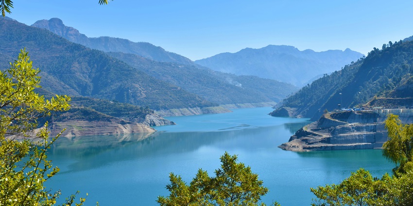 A panoramic view of Masartal Lake, one of the mesmerising places to visit in Tehri.