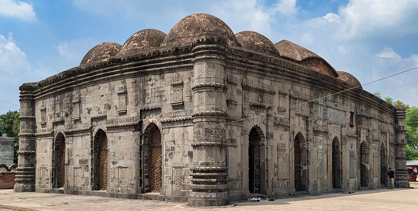 Mesmerising exterior of a mosque in Allahabad which is at the convergence of river