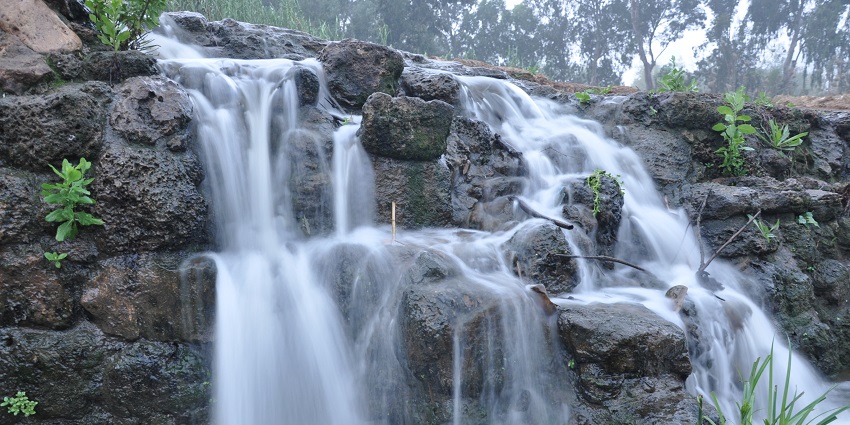 Mossy Falls offer nature beauty ideal for an escape into nature's embrace