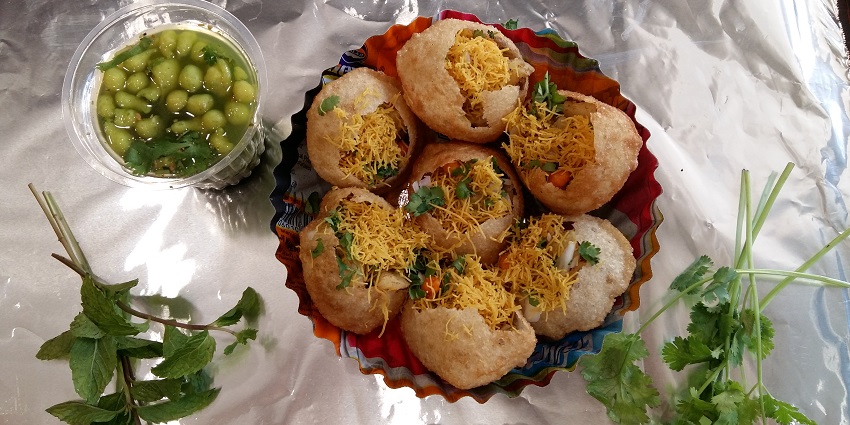 Murli Batashe has been serving for 35+ years offering the best quality and flavours.