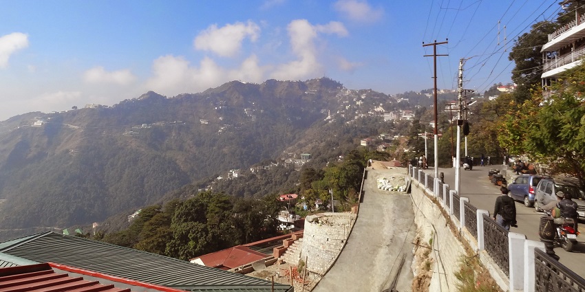 Image of a view of Mussoorie from Mall Road, a major tourist attraction near Haridwar.
