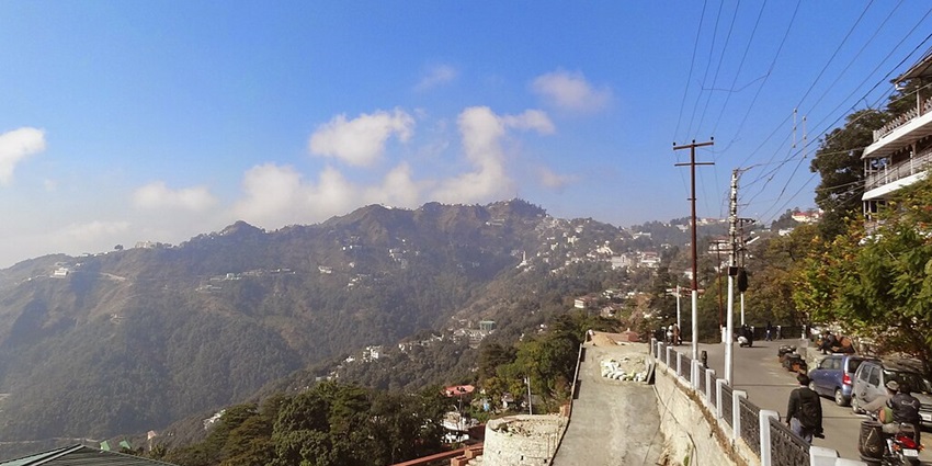 Mussoorie is one of the best places to visit near Rishikesh in January during winter.