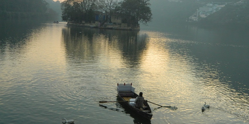 Places to visit near Mussoorie in May include the Mussoorie lake