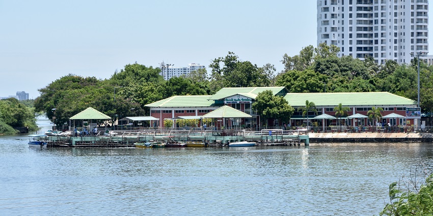 Scuba diving in Chennai at Muttukadu offers scenic backwaters and marine life.