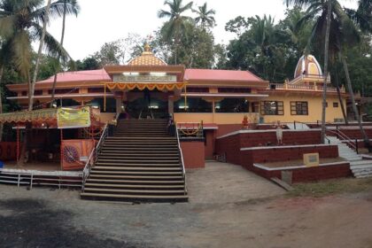 narsobawadi temple is one of the very few temples dedicated to shri dattatreya