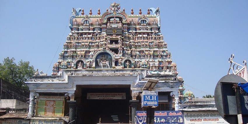 Nellaiappar Temple, a famous place in Tirunelveli, showcasing its intricate architecture.