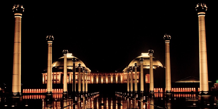 Night view of Ambedkar Memorial, one of the best things to see in Lucknow.