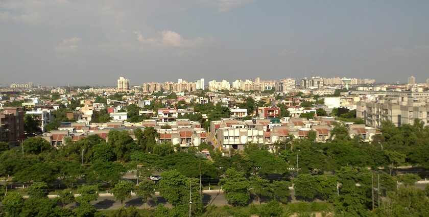 A picture of a market near Noida, showcasing shopping and entertainment options.