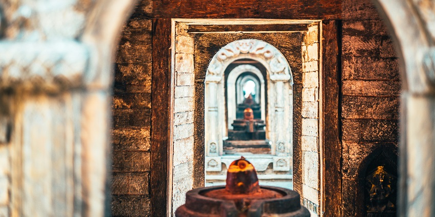 Top things to do in Srinagar is to visit Shankaracharya Temple for spiritual awakening.