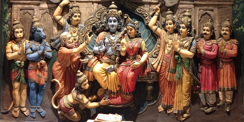 Offering Abhishekam at the Papanasam temple, one of the things to do at the temple.
