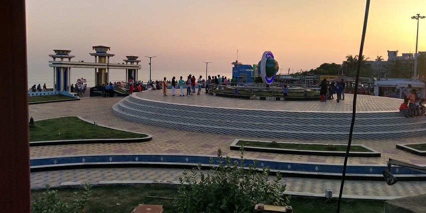 Old Digha, a place to visit in Mandarmani, is a blend of historical charm and beach fun