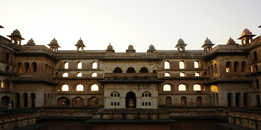 Orchha Fort near Jhansi has fabulous palaces like no other