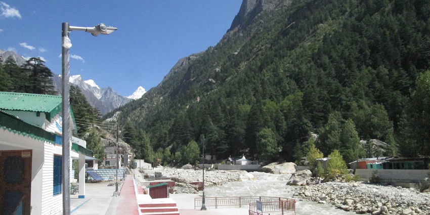 Carrying trekking gear during Gangotri Trekking is a piece of additional advice.