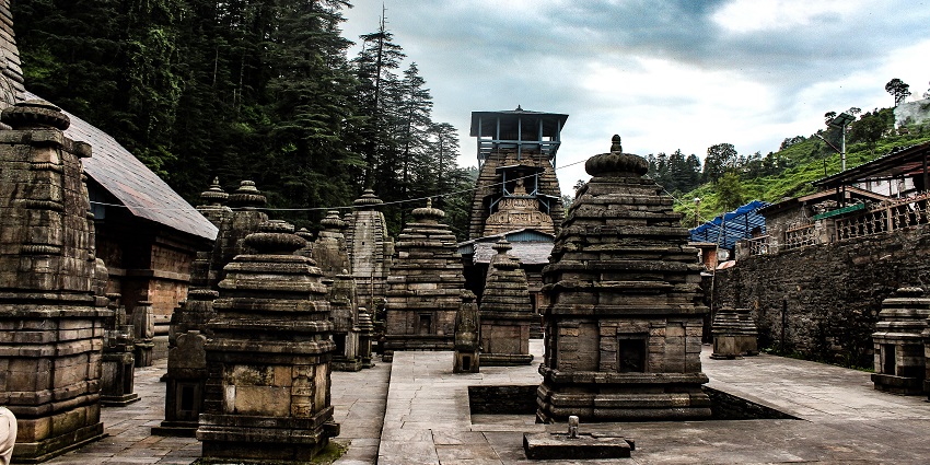 When visiting the Kalpeshwar Temple Uttarakhand follow the rules and trekking guidelines.