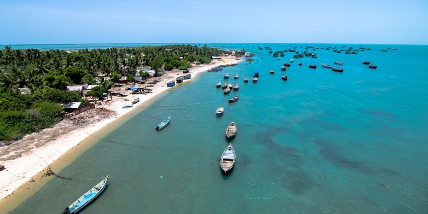 Pamban Beach features exceptional elegance and a rich history, making it one of the best beaches near Madurai