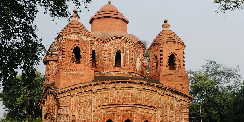 The temples of Pancha Rathas are an example of monolithic rock-cut architecture.